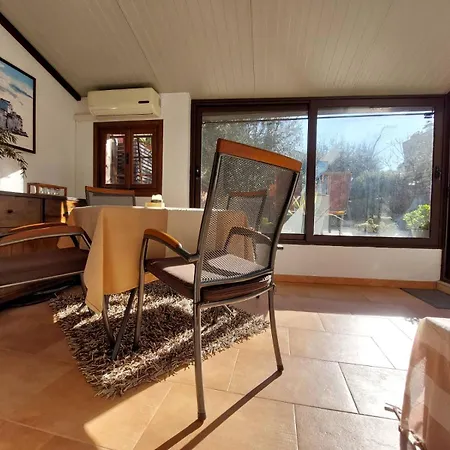 Piccolo Giardino Ideal For Your Relax Apartment