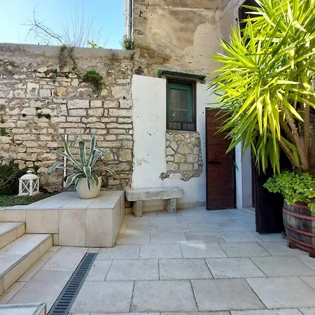 Piccolo Giardino Ideal For Your Relax Apartment *