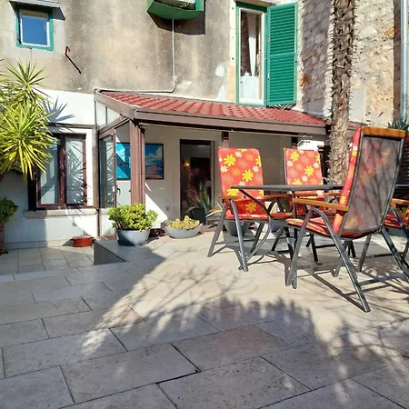 Piccolo Giardino Ideal For Your Relax Apartment