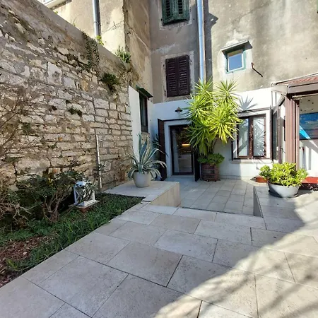 Piccolo Giardino Ideal For Your Relax Apartment Rovinj